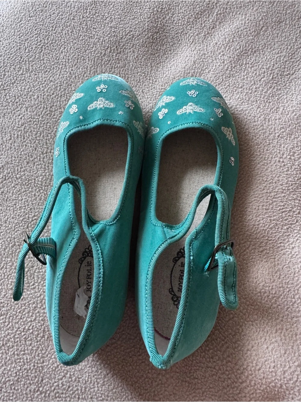 NWOT Joyfolie Brielle Mary Jane Flats with embroidered details  size Youth 3